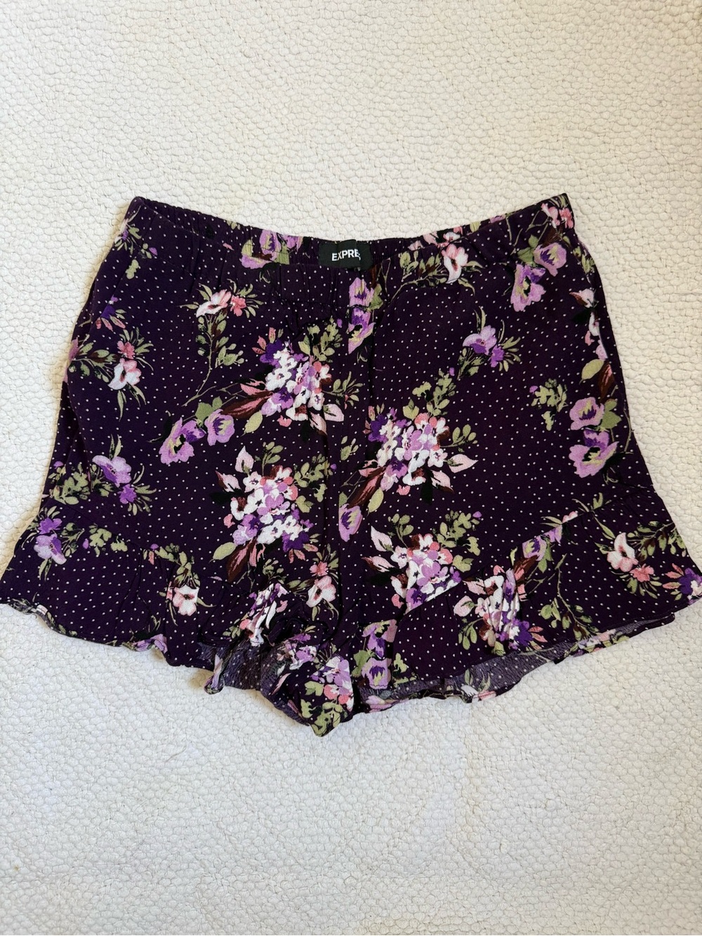 EXPRESS Women's Dark Purple High-Rise Floral Ruffle Hem Shorts